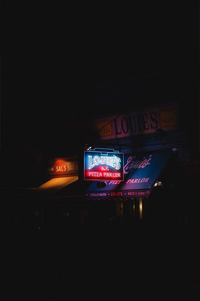 USJ ネオン街　スナップ　写真　大阪観光
